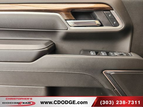 Used 2025 Chevrolet Silverado 2500 LT w/ Convenience Package AWD/4WD image 14