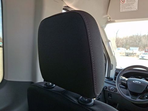 Used 2025 Ford Transit 350 XLT RWD image 13