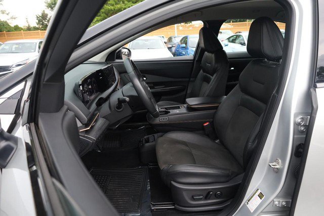 Certified 2023 Nissan Ariya FWD image 8
