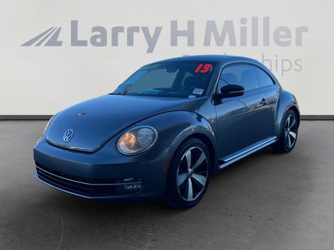 Used 2013 Volkswagen Beetle 2.0T image 1