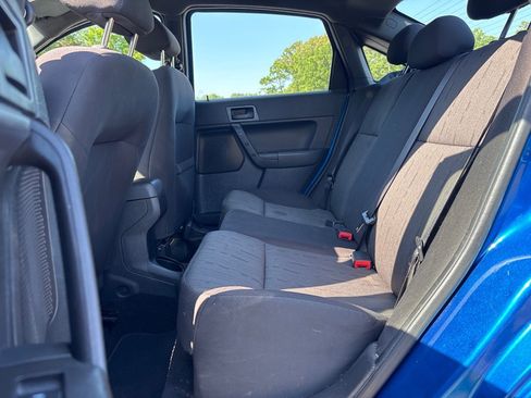 Used 2011 Ford Focus SE FWD image 11