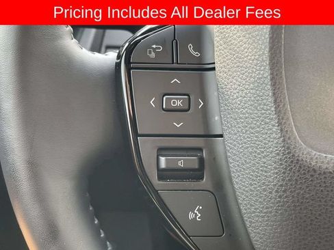 Used 2024 Toyota Prius XLE FWD image 20