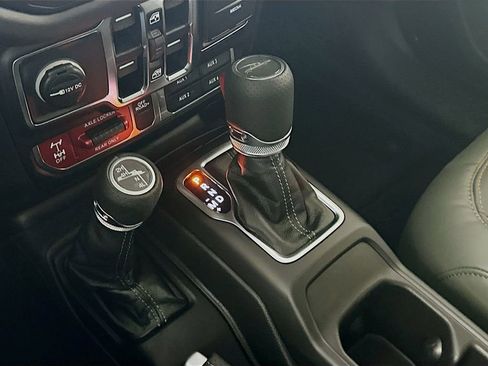 New 2026 Jeep Gladiator Mojave w/ Technology Group image 12