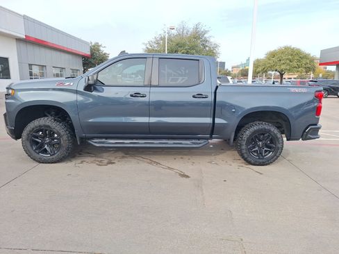 Used 2019 Chevrolet Silverado 1500 LT Trail Boss image 3
