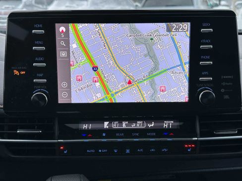 Used 2023 Toyota Sienna XSE image 29