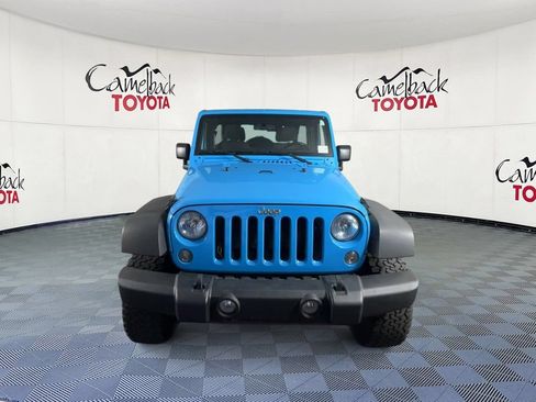 Used 2017 Jeep Wrangler Unlimited Sport w/ Connectivity Group AWD/4WD image 5