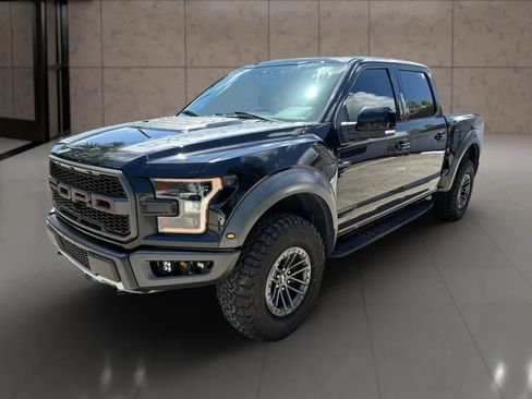 Used 2019 Ford F150 Raptor w/ Equipment Group 802A Luxury AWD/4WD image 7