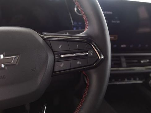 Used 2024 Chevrolet Equinox EV RS image 11