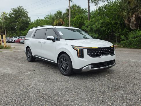 New 2026 Kia Carnival SX FWD image 2