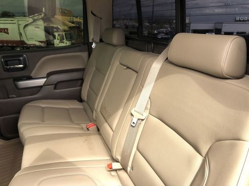 Used 2015 Chevrolet Silverado 1500 LTZ Z71 w/ LTZ Plus Package image 11