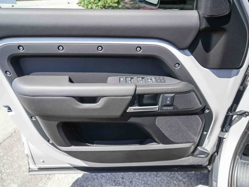 New 2026 Land Rover Defender 110 X AWD/4WD image 21