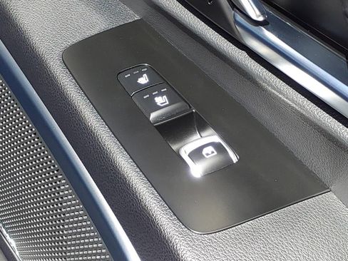 Used 2022 Kia Telluride SX w/ SX Prestige Package image 17