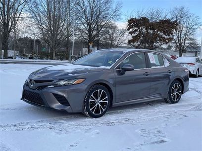Used 2018 Toyota Camry SE