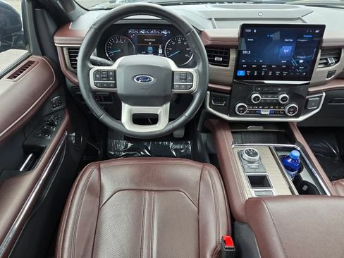 Used 2024 Ford Expedition Limited RWD image 12