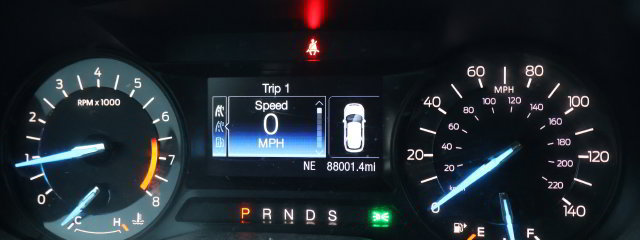 Used 2018 Ford Explorer XLT AWD/4WD image 12