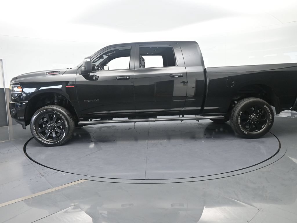 Used 2024 RAM 2500 Laramie w/ Night Edition AWD/4WD image 3