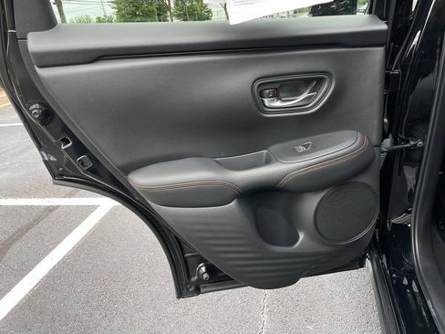 Certified 2025 Honda HR-V Sport image 38