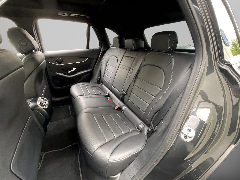 Used 2022 Mercedes-Benz GLC 300 4MATIC w/ Multimedia Package Lite image 22