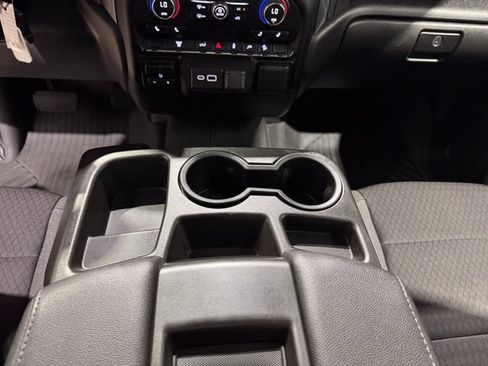 Used 2023 Chevrolet Silverado 2500 LT AWD/4WD image 15