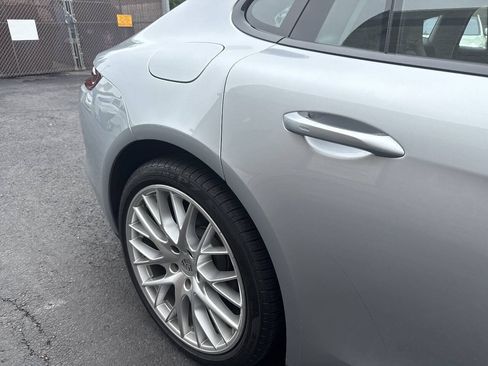 Used 2019 Porsche Panamera w/ Premium Package Plus RWD image 15