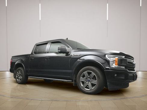 Used 2020 Ford F150 XLT w/ Equipment Group 302A Luxury RWD image 19