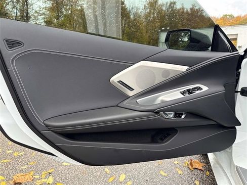 Used 2025 Chevrolet Corvette Stingray Preferred Cpe w/ Z51 Performance Package image 20