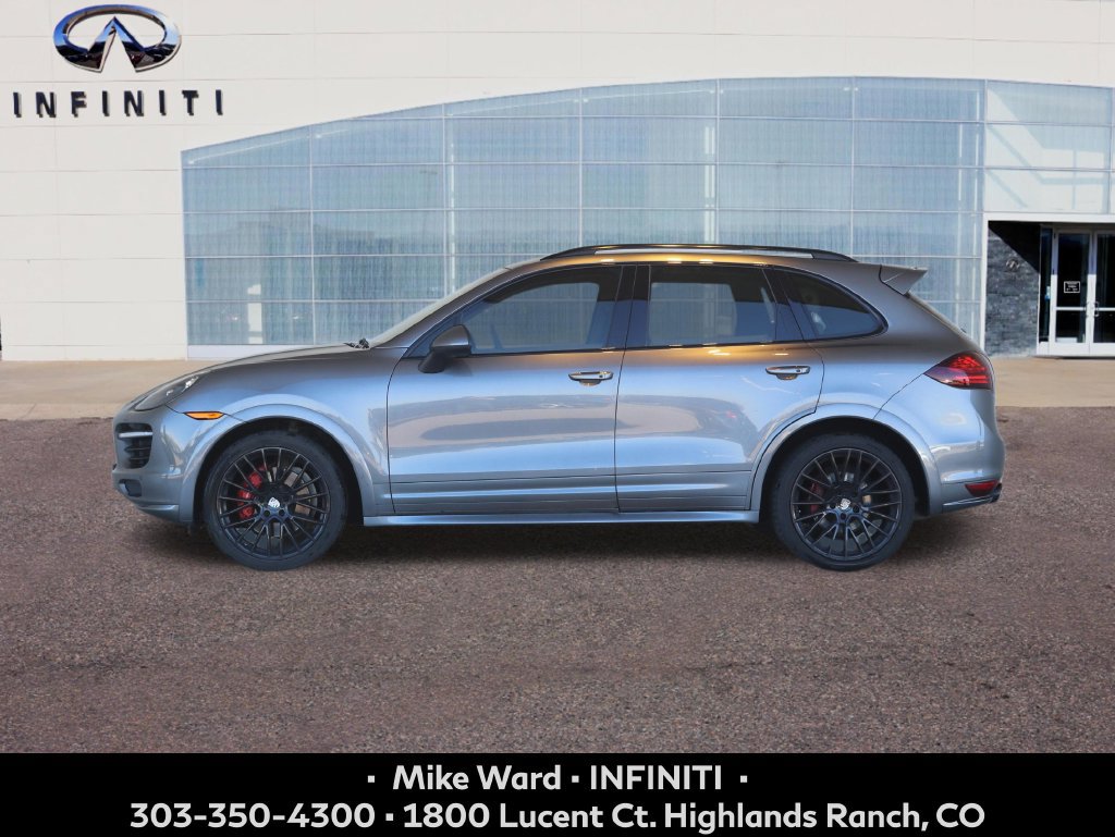 Used 2014 Porsche Cayenne GTS AWD/4WD image 2