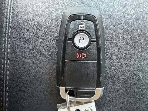 Certified 2023 Ford Edge SEL w/ Sport Appearance Package AWD/4WD image 35