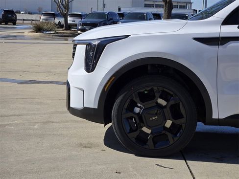 New 2026 Kia Sorento SX Prestige w/ Olive Brown Leather Package image 5