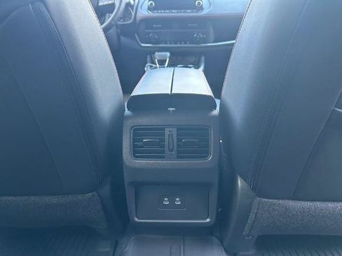 Certified 2025 Nissan Rogue SV AWD/4WD image 21