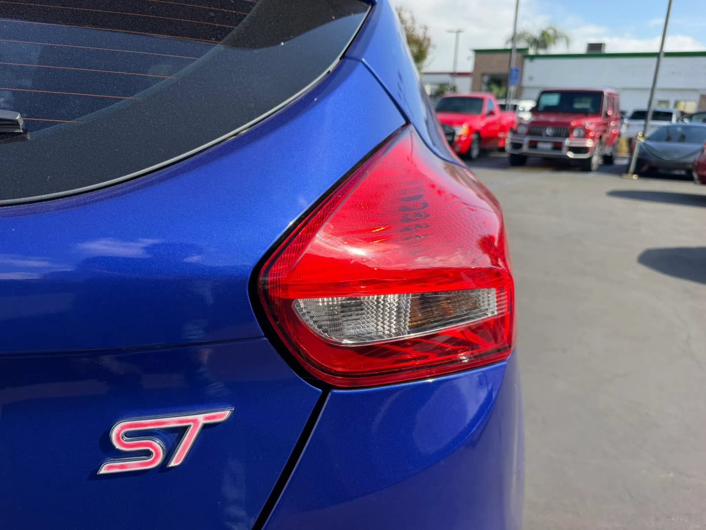 Used 2015 Ford Focus ST w/ Equipment Group 401A FWD image 17
