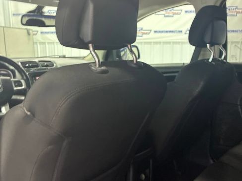 Used 2019 Dodge Journey SE w/ Connectivity Group FWD image 21