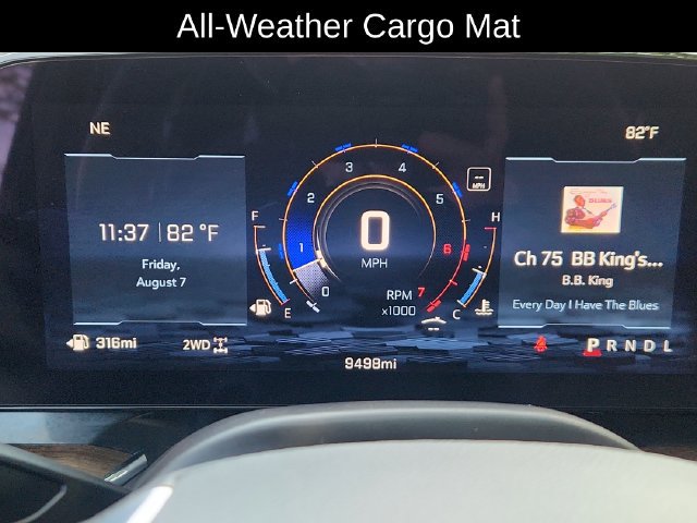 Used 2025 Chevrolet Suburban High Country AWD/4WD image 44