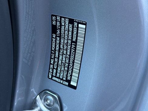 Certified 2025 Porsche 911 Carrera S RWD image 28