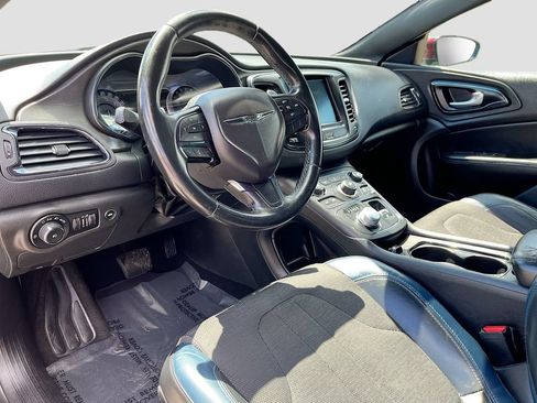 Used 2016 Chrysler 200 S AWD/4WD image 9