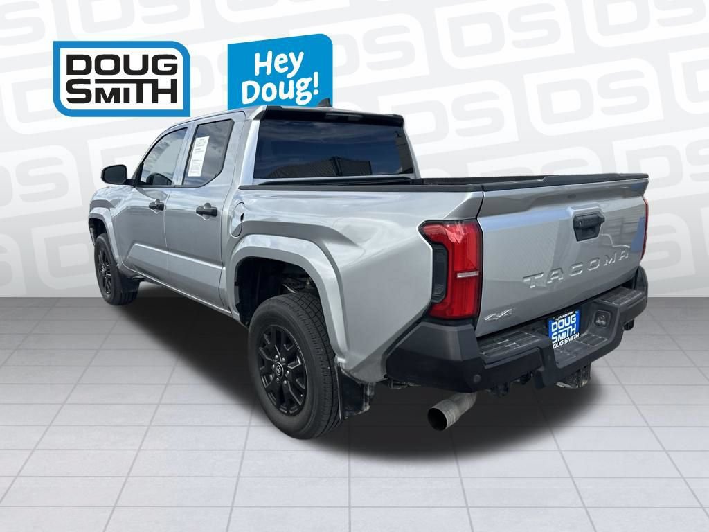 Used 2024 Toyota Tacoma SR w/ SR Upgrade Package AWD/4WD image 4