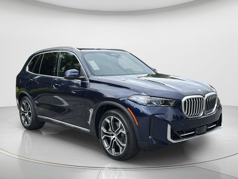 New 2026 BMW X5 xDrive50e image 12