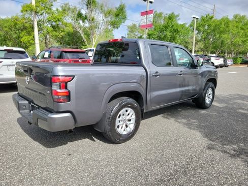 Used 2024 Nissan Frontier SV w/ Tow Package image 4