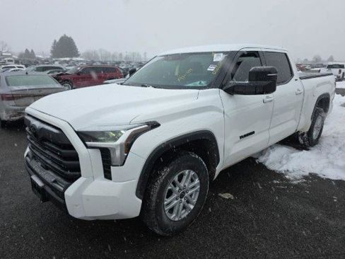 Used 2023 Toyota Tundra SR5 w/ SR5 Premium Package image 1