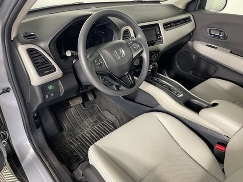 Used 2020 Honda HR-V LX image 3