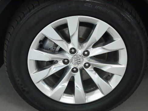 Used 2017 Buick Envision Essence image 38