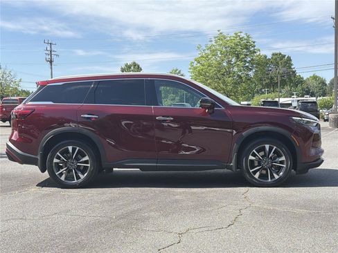 Used 2023 INFINITI QX60 Luxe w/ Vision Package AWD/4WD image 29