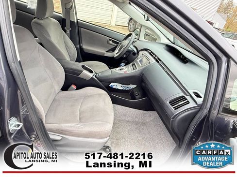 Used 2014 Toyota Prius Two FWD image 20