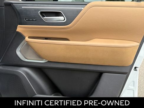 Certified 2025 INFINITI QX80 Sensory AWD/4WD image 38