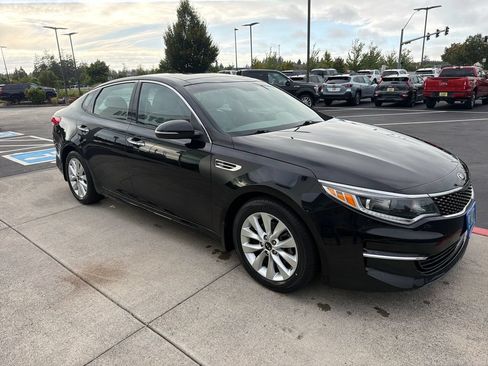 Used 2018 Kia Optima EX w/ Premium Package FWD image 6
