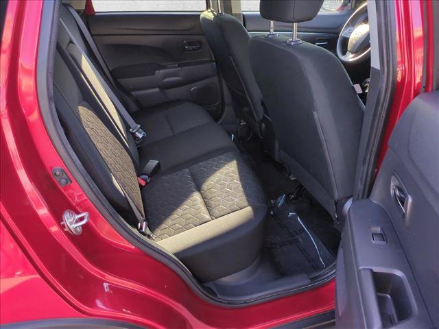 Used 2025 Mitsubishi Outlander Sport AWD image 18