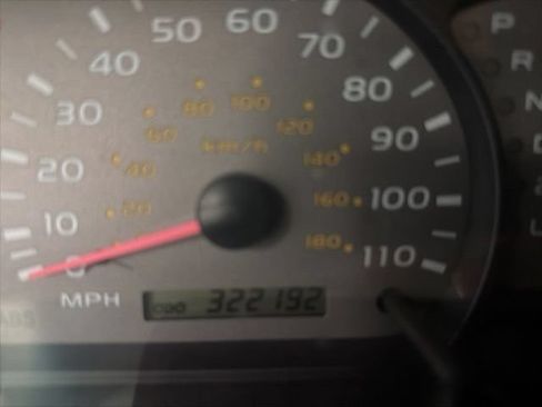 Used 2002 Toyota Sequoia SR5 AWD/4WD image 11