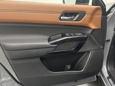 New 2026 Nissan Pathfinder Platinum w/ Cargo Package AWD/4WD image 14
