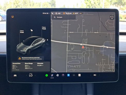 Used 2021 Tesla Model 3 Long Range AWD/4WD image 13