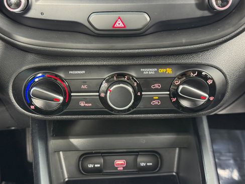 Used 2020 Kia Soul S image 24